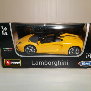 Lamborghini Aventador LP700-4 Roadsters 1/43 Bburago