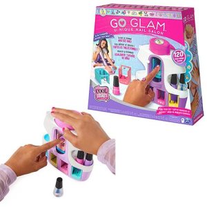 Cool Maker – Go Glam: U-Nique Nail Salon