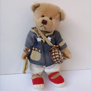 My Doll – Orsetta 38 cm con abitino, scarpe e borsetta